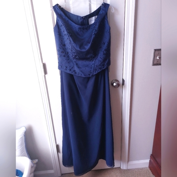 Alfred Angelo Dresses & Skirts - Alfred Angelo - Navy Blue Formal Gown - Two-Piece Sleeveless Dress Boned Bodice